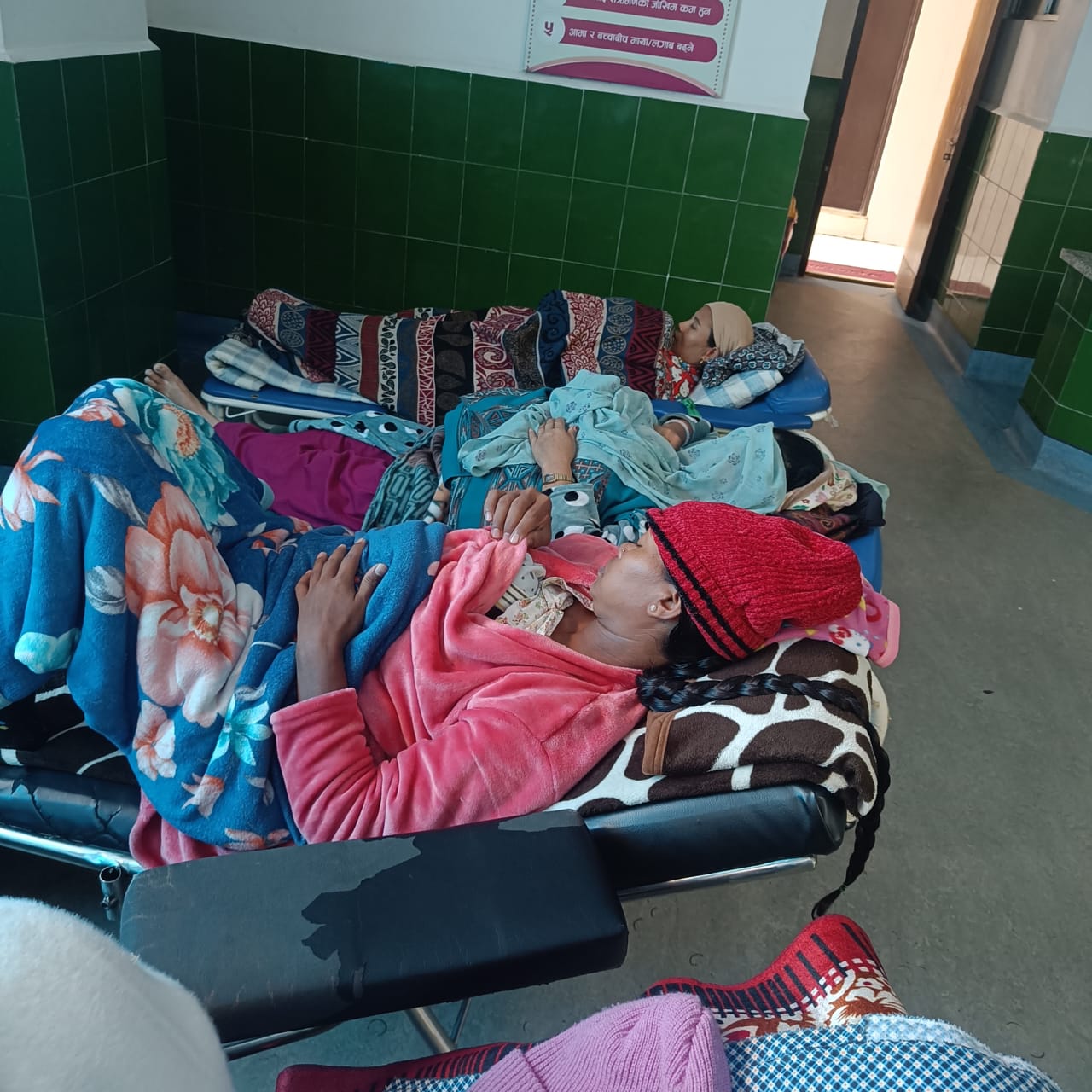 Mothers in Lumbini Hospital using TempWatch as part of UNICEF Nepal's newborn program